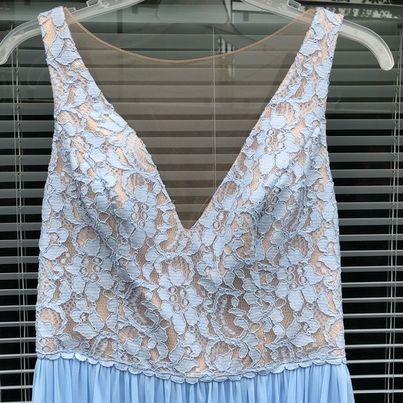 Lace Detail Light Blue Bridesmaid/Prom Dress - Picture 3 of 4